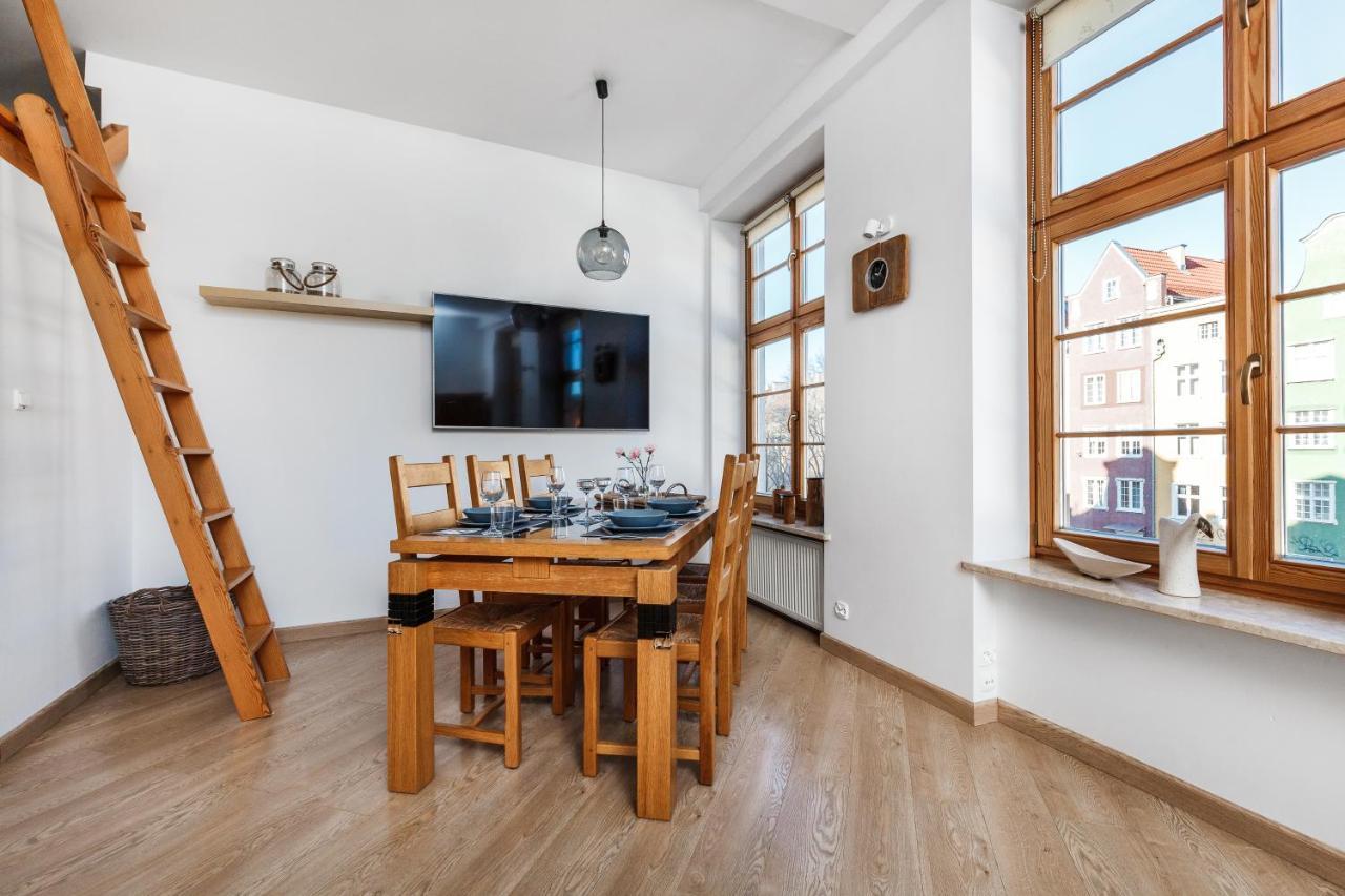 Old Town Piwna Apartment กดัญสก์ ภายนอก รูปภาพ